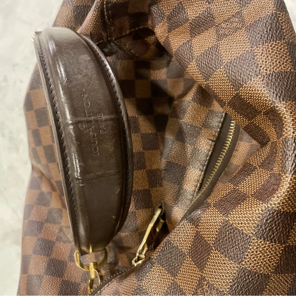 Louis Vuitton Tote